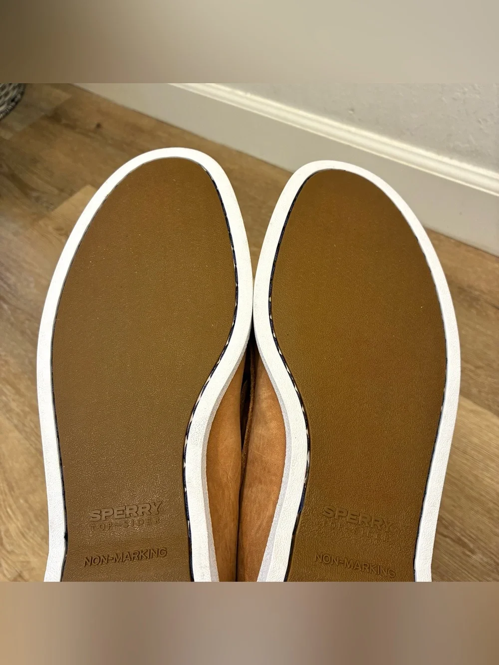 Sperry tan brown